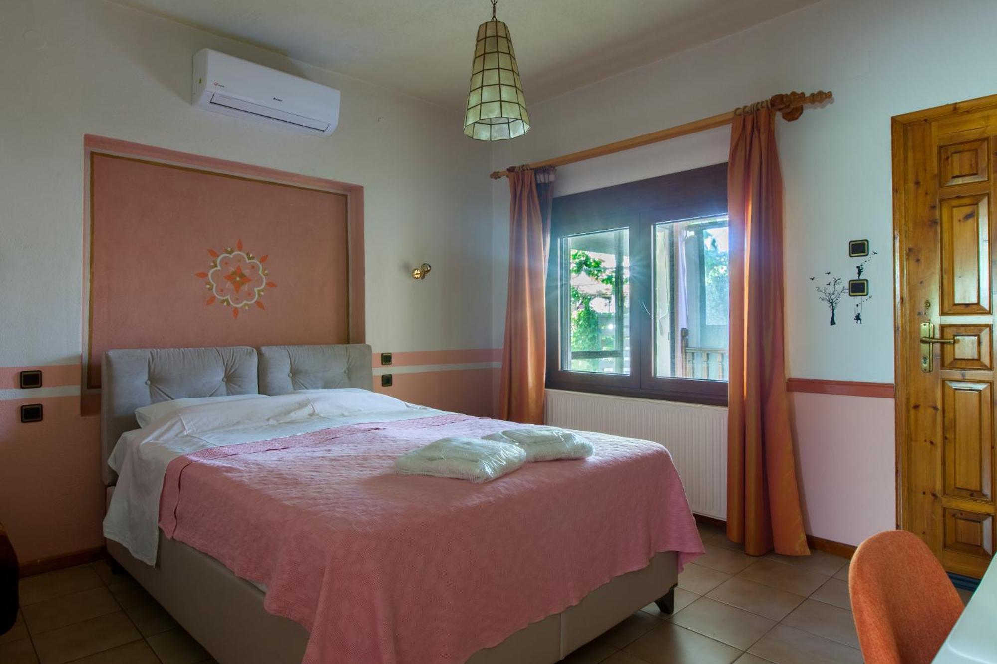 Garden Guest Room Fanárion エクステリア 写真